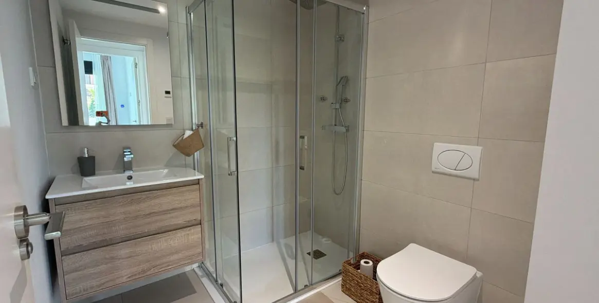 Sale of ground floor apartment in Fuengirola 20