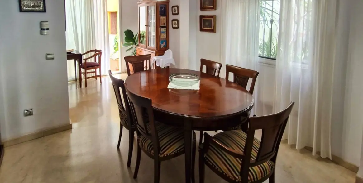 Продажа таунхауса в Estepona 11