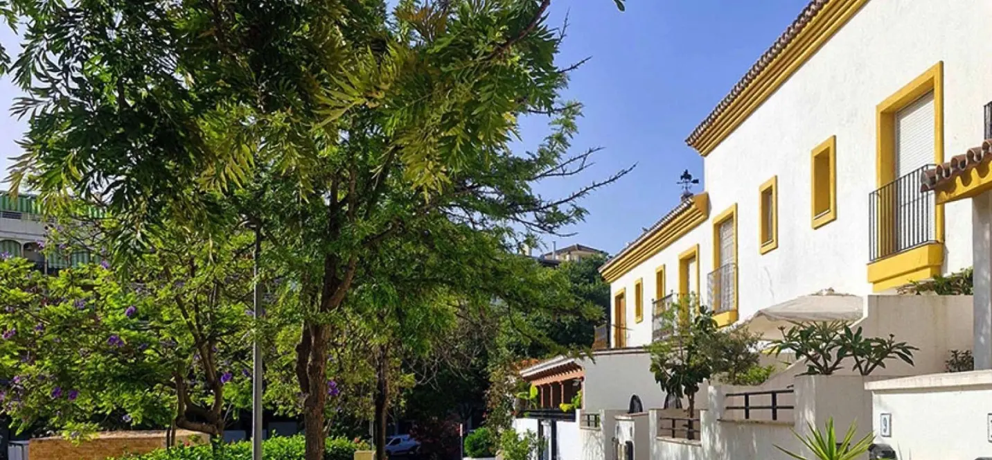 Sale of townhouse in Estepona 0