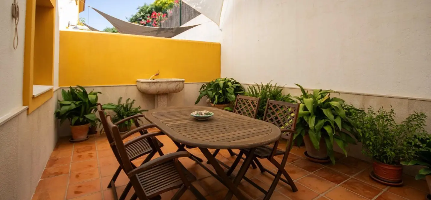 Sale of townhouse in Estepona 2