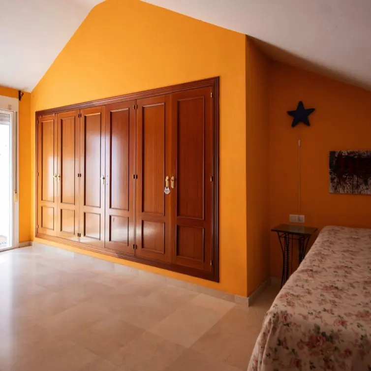 Sale of townhouse in Estepona