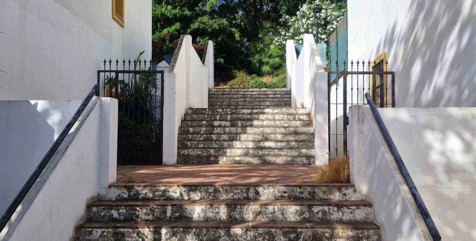 Sale of townhouse in Estepona 7