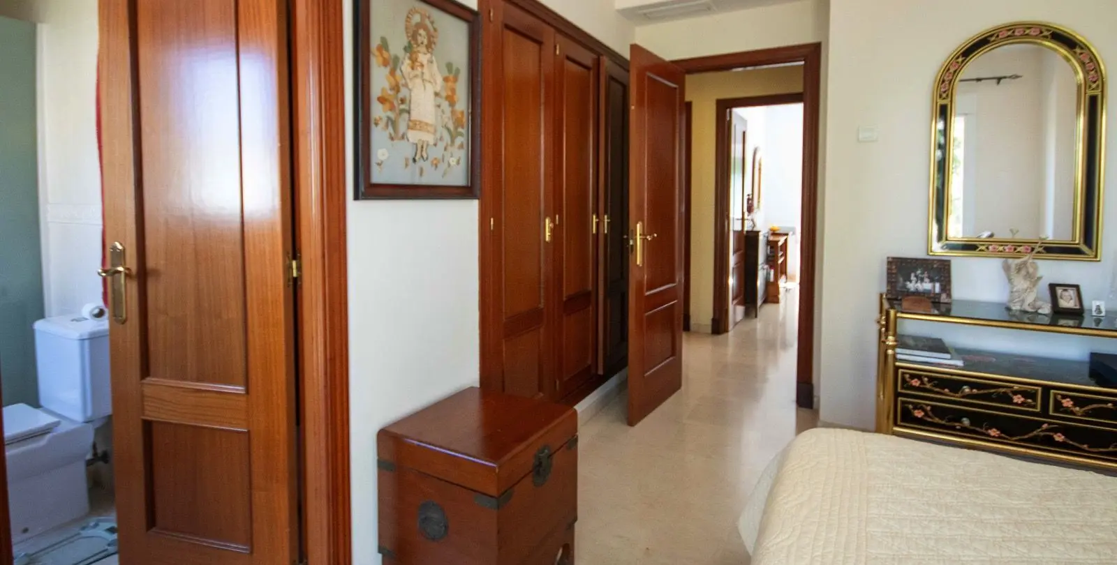 Sale of townhouse in Estepona 26