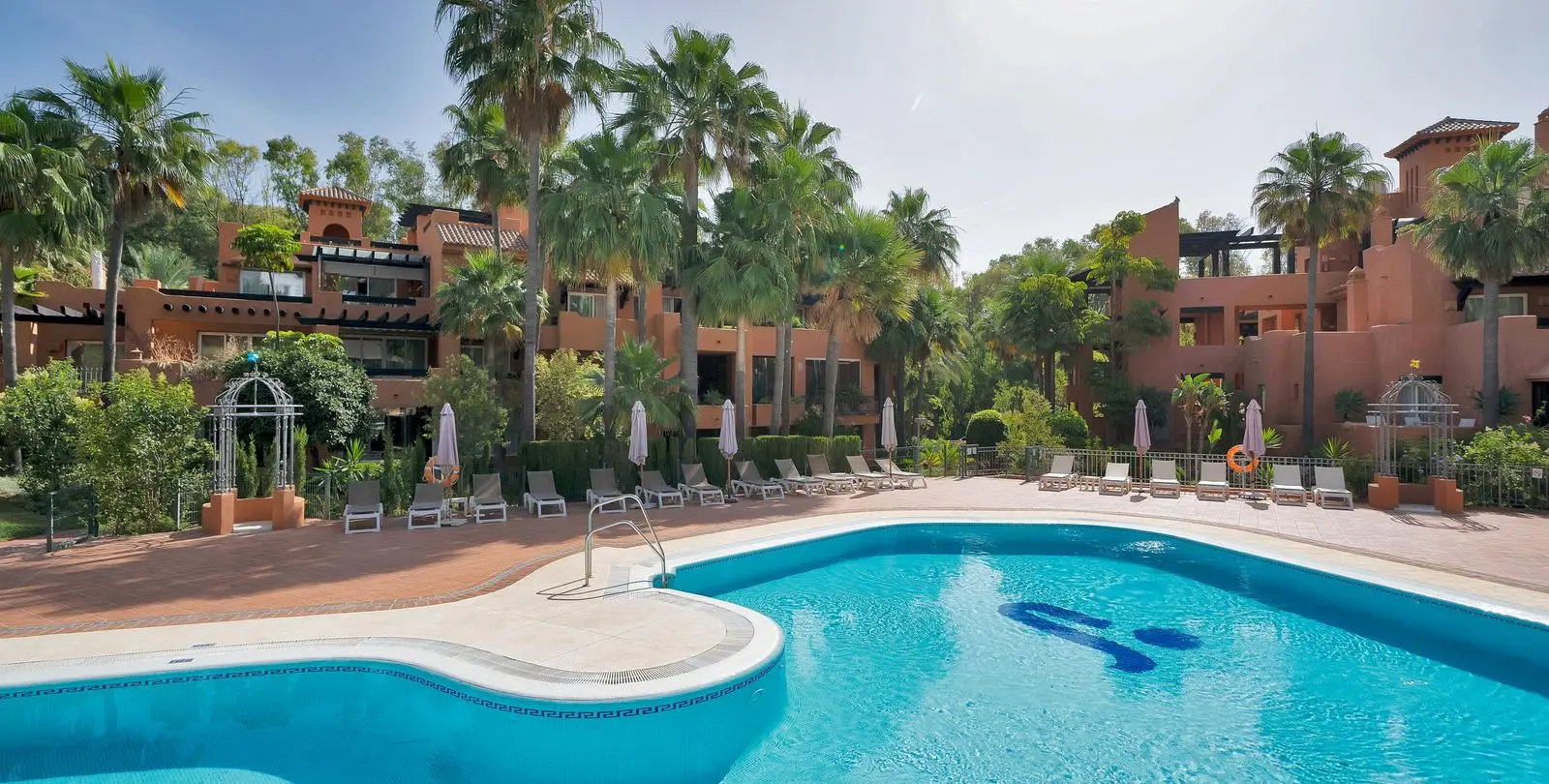 Venta de apartamento en planta baja en Marbella 2