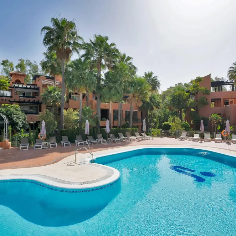 Venta de apartamento en planta baja en Marbella