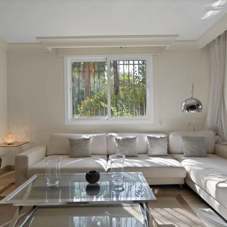 Venta de apartamento en planta baja en Marbella