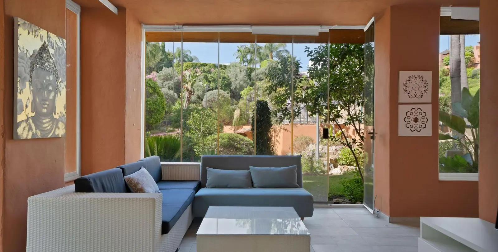 Venta de apartamento en planta baja en Marbella 5