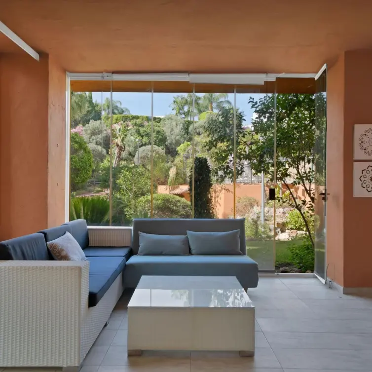 Venta de apartamento en planta baja en Marbella