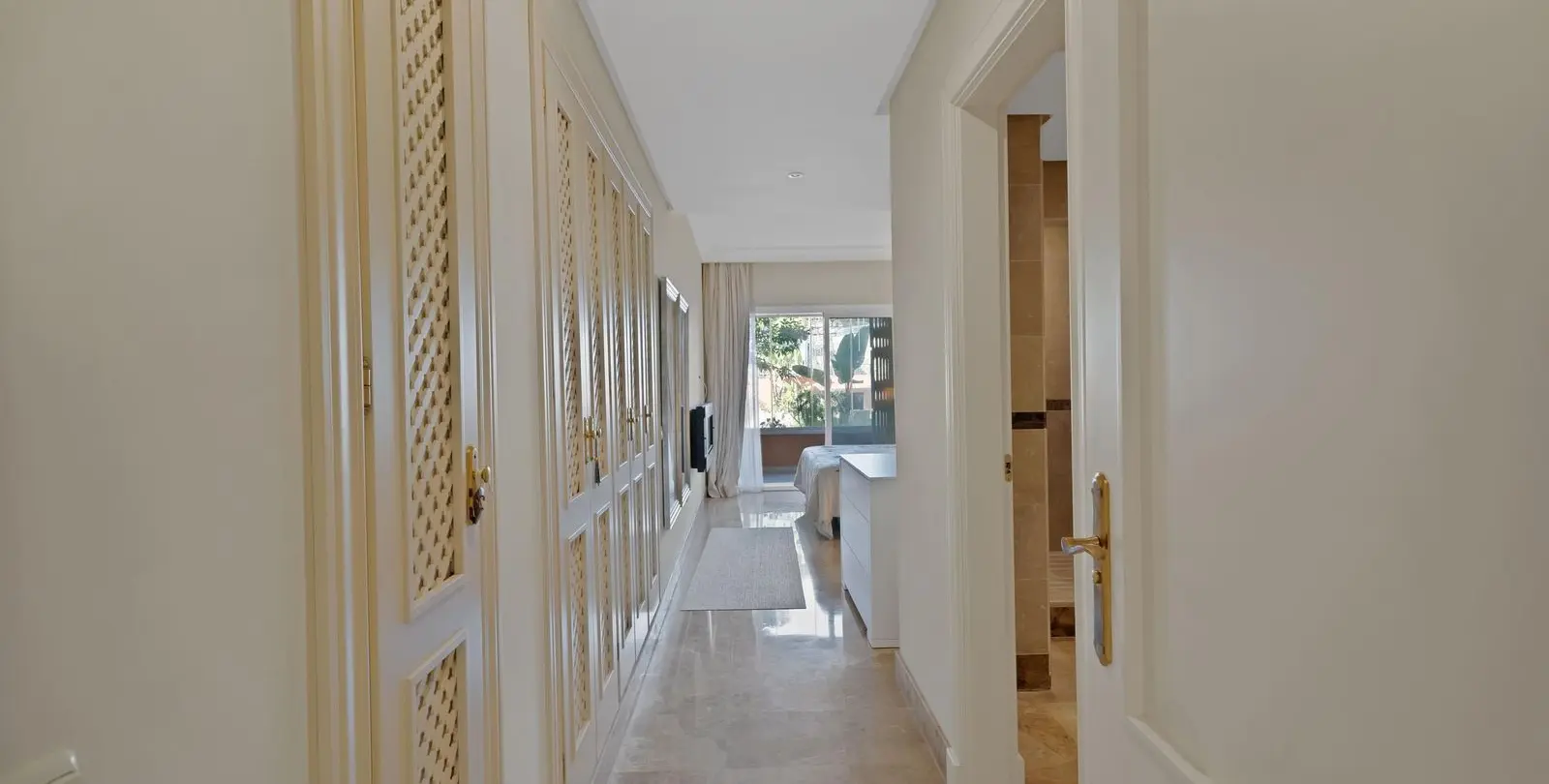 Venta de apartamento en planta baja en Marbella 27