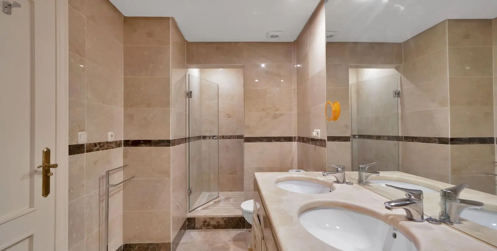 Venta de apartamento en planta baja en Marbella 29