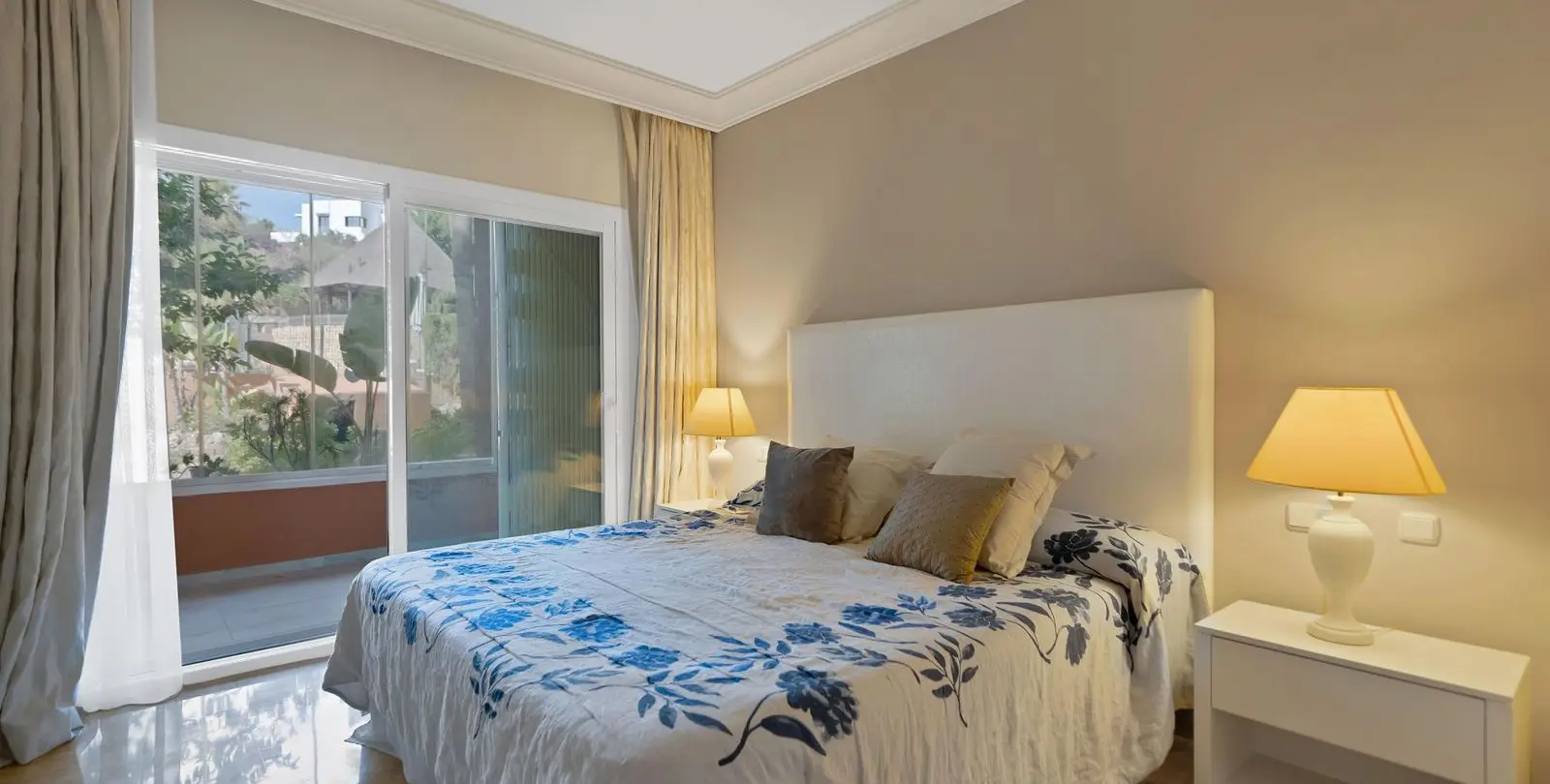 Venta de apartamento en planta baja en Marbella 31