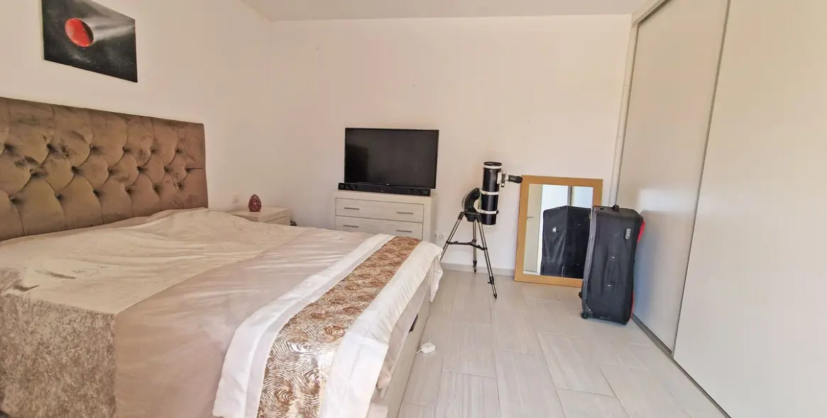 Sale of detached villa in Calahonda 29