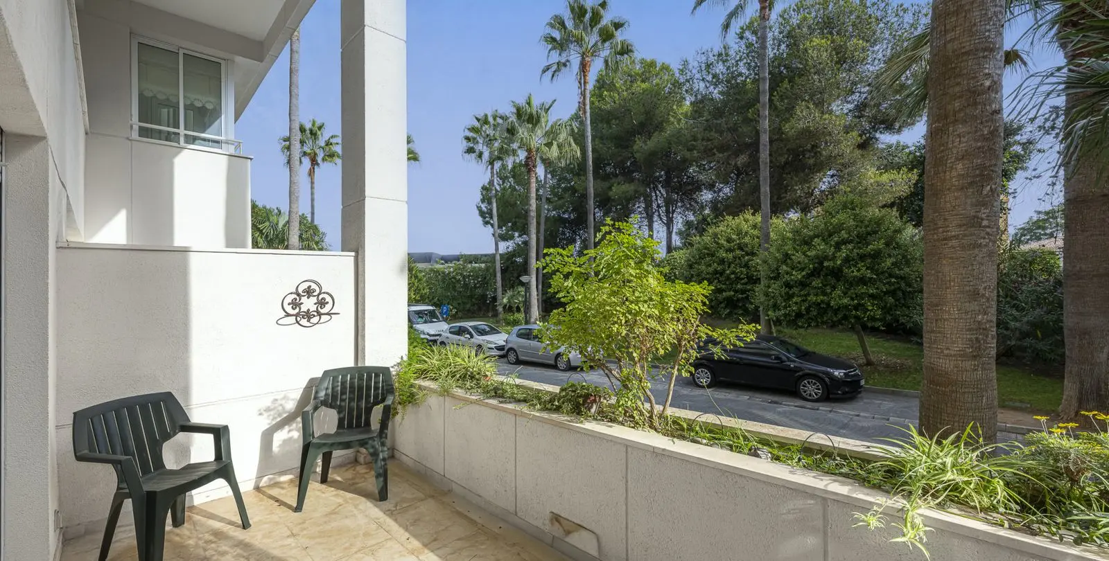 Sale of ground floor apartment in Estepona 36