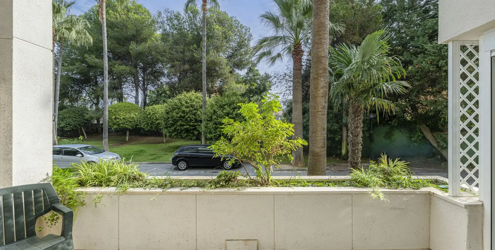 Sale of ground floor apartment in Estepona 39