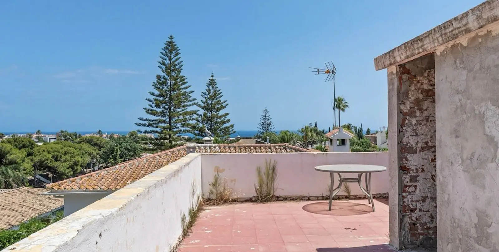 Sale of detached villa in Nueva Andalucía 2