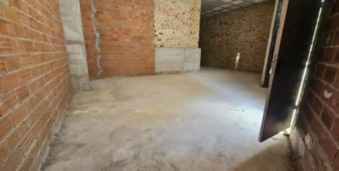 Alquiler a largo plazo de tienda en San Pedro de Alcántara 3