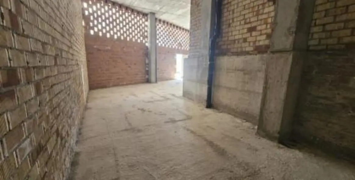 Alquiler a largo plazo de tienda en San Pedro de Alcántara 6