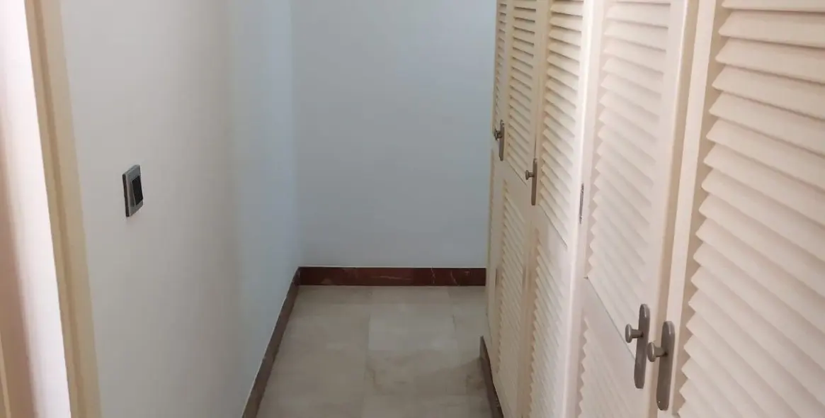 Long-term rent of penthouse in Marbella 27