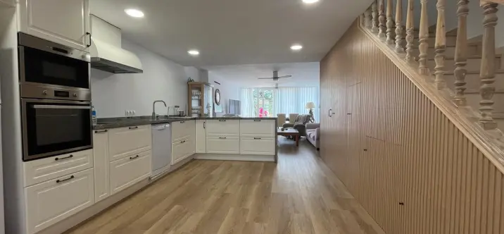 Продажа апартаментов на первом этаже в Estepona 2