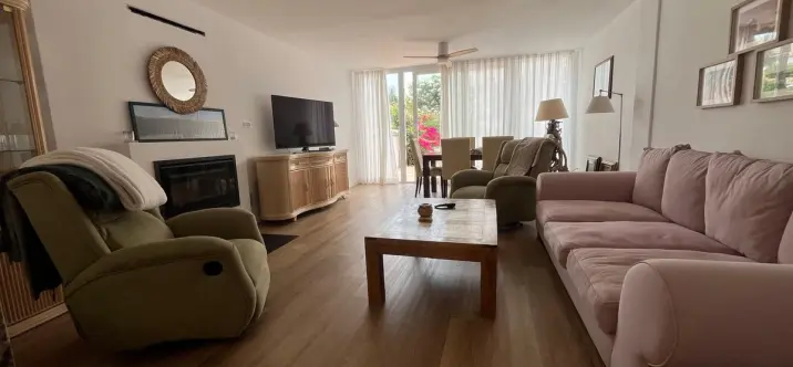 Продажа апартаментов на первом этаже в Estepona 3