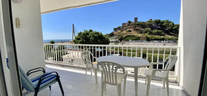 Venta de apartamento en planta media en Fuengirola 2