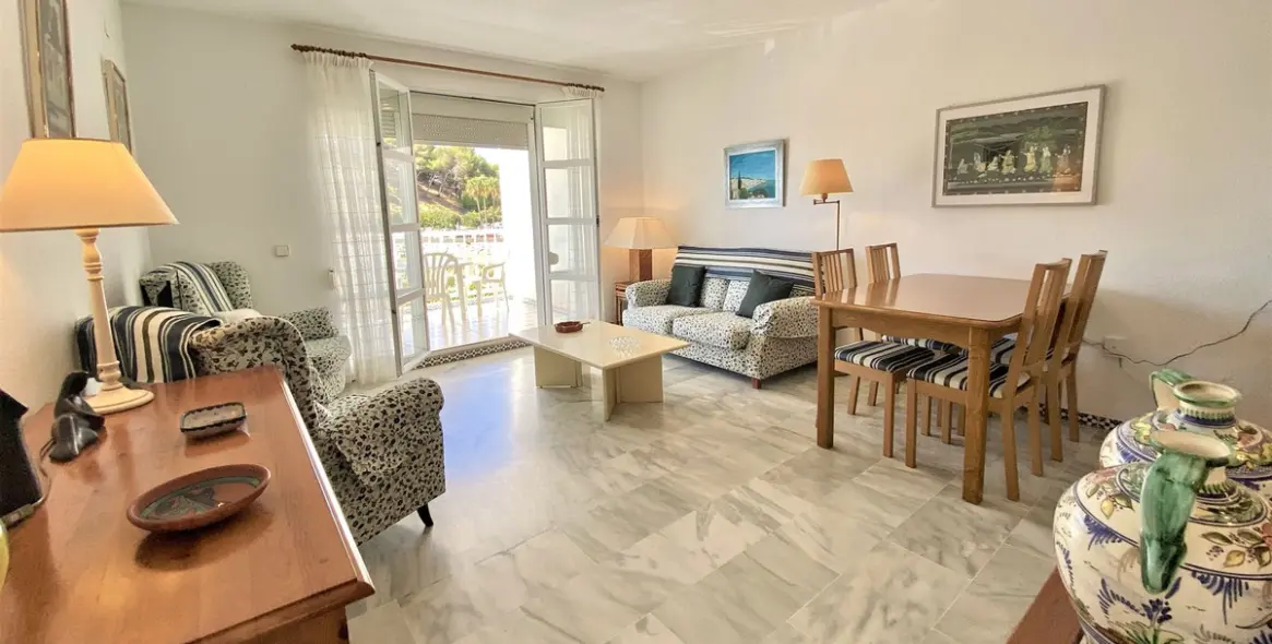 Venta de apartamento en planta media en Fuengirola 4
