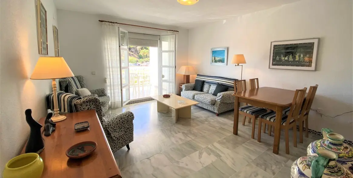 Venta de apartamento en planta media en Fuengirola 5