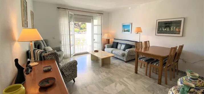 Venta de apartamento en planta media en Fuengirola 4