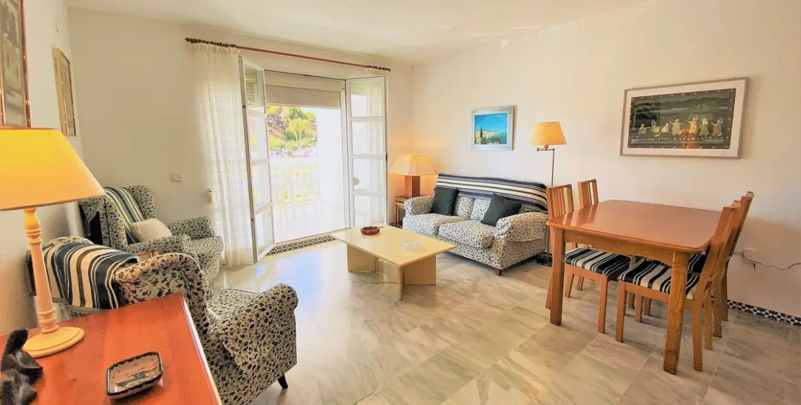Venta de apartamento en planta media en Fuengirola 6