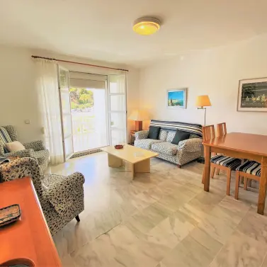 Venta de apartamento en planta media en Fuengirola