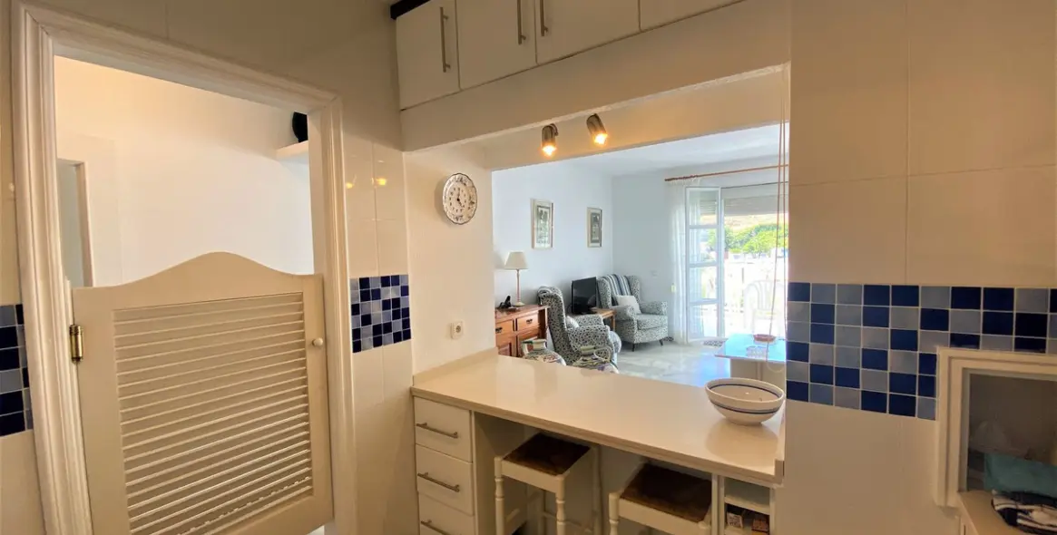 Venta de apartamento en planta media en Fuengirola 12