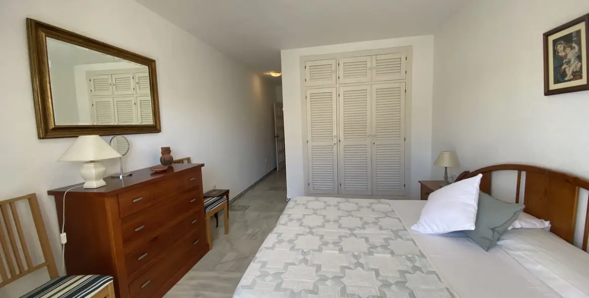 Venta de apartamento en planta media en Fuengirola 23