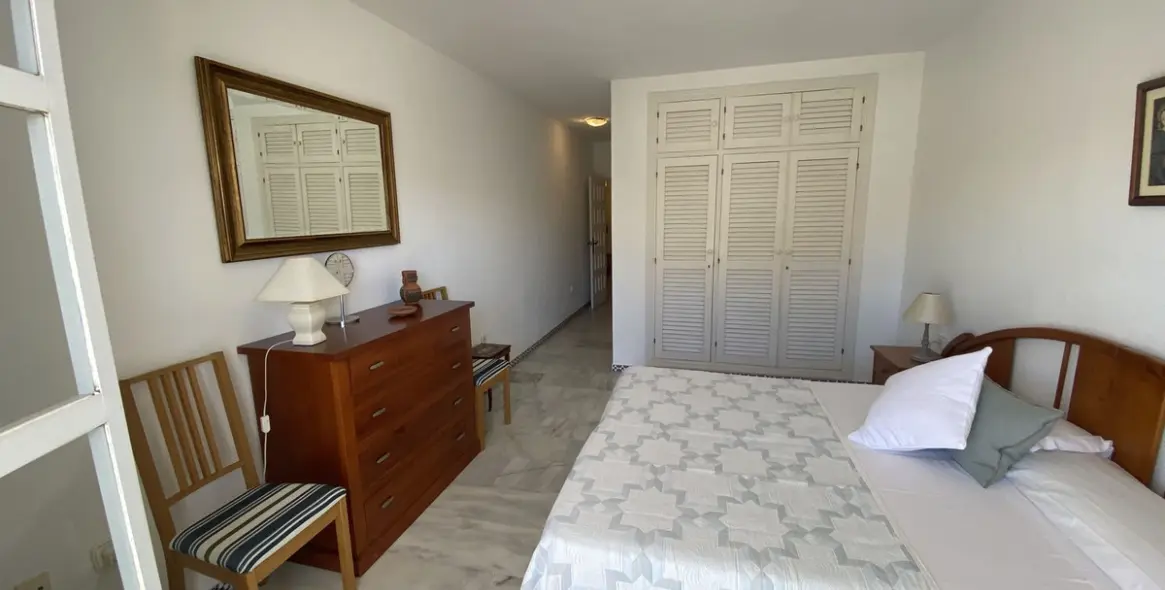 Venta de apartamento en planta media en Fuengirola 24