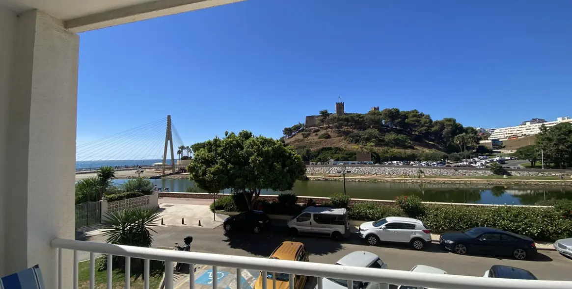 Venta de apartamento en planta media en Fuengirola 27