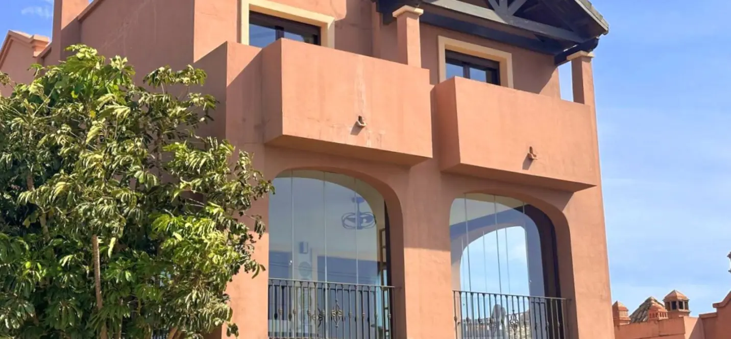 Sale of semi-detached house in Estepona 0