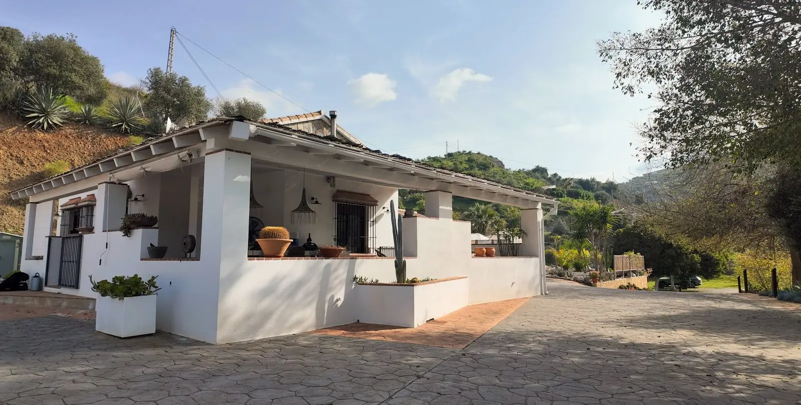 Sale of detached villa in Alora 17