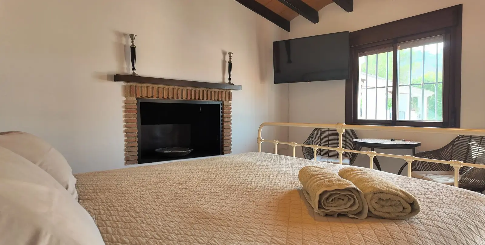 Sale of detached villa in Alora 46