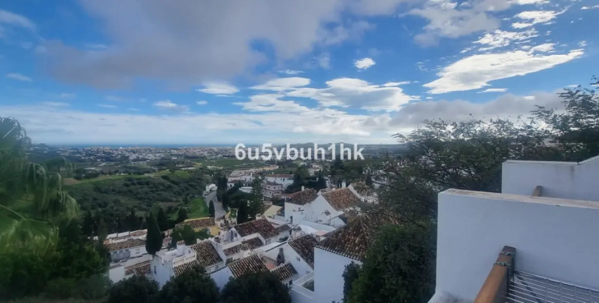 Продажа двухуровневых апартаментов в Mijas Costa 22