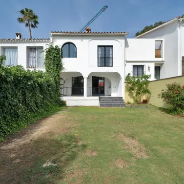 Продажа таунхауса в Estepona