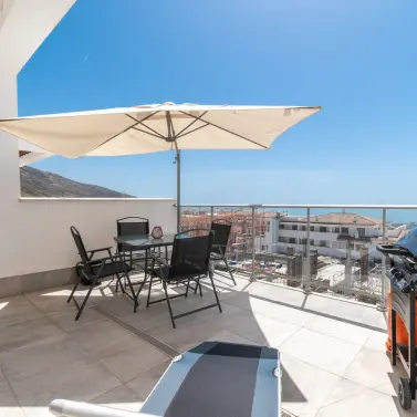 Sale of middle floor apartment in Benalmadena Pueblo