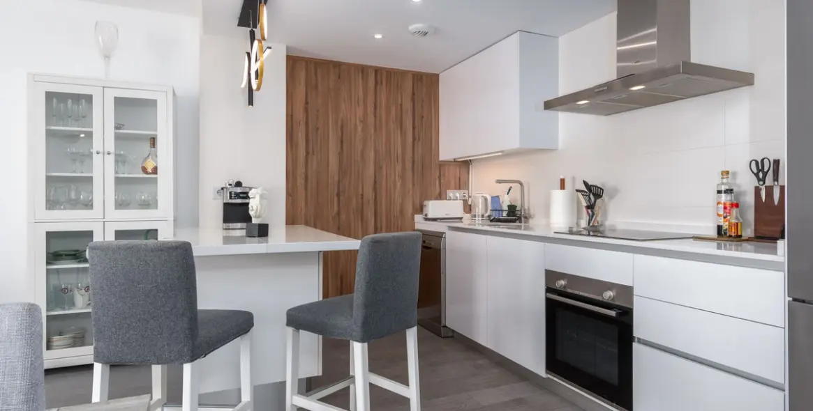 Sale of middle floor apartment in Benalmadena Pueblo 6