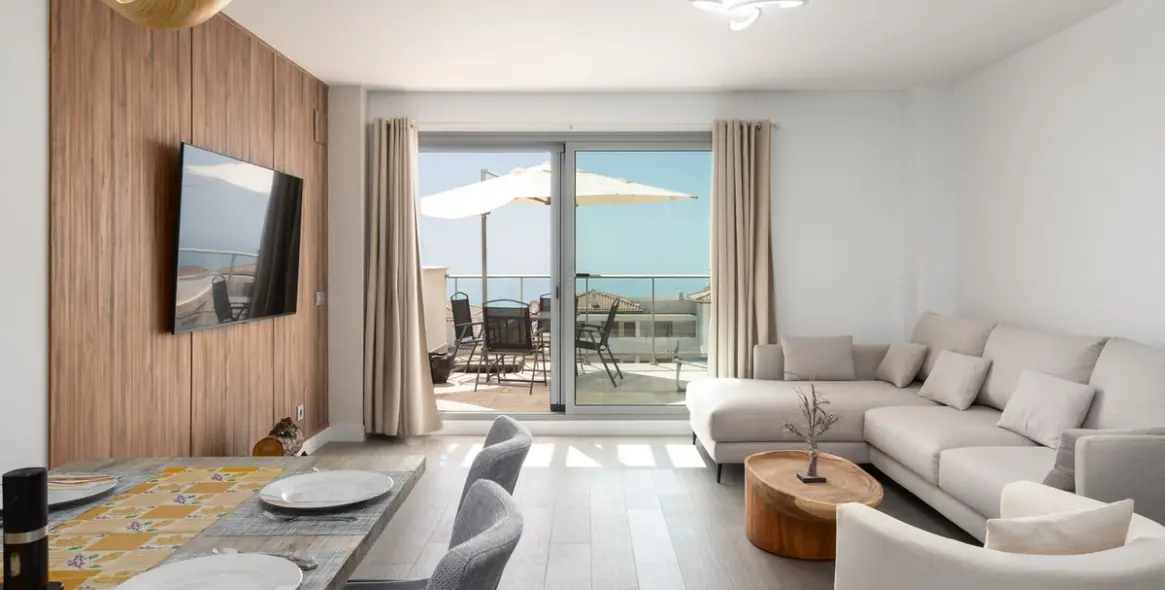Sale of middle floor apartment in Benalmadena Pueblo 8