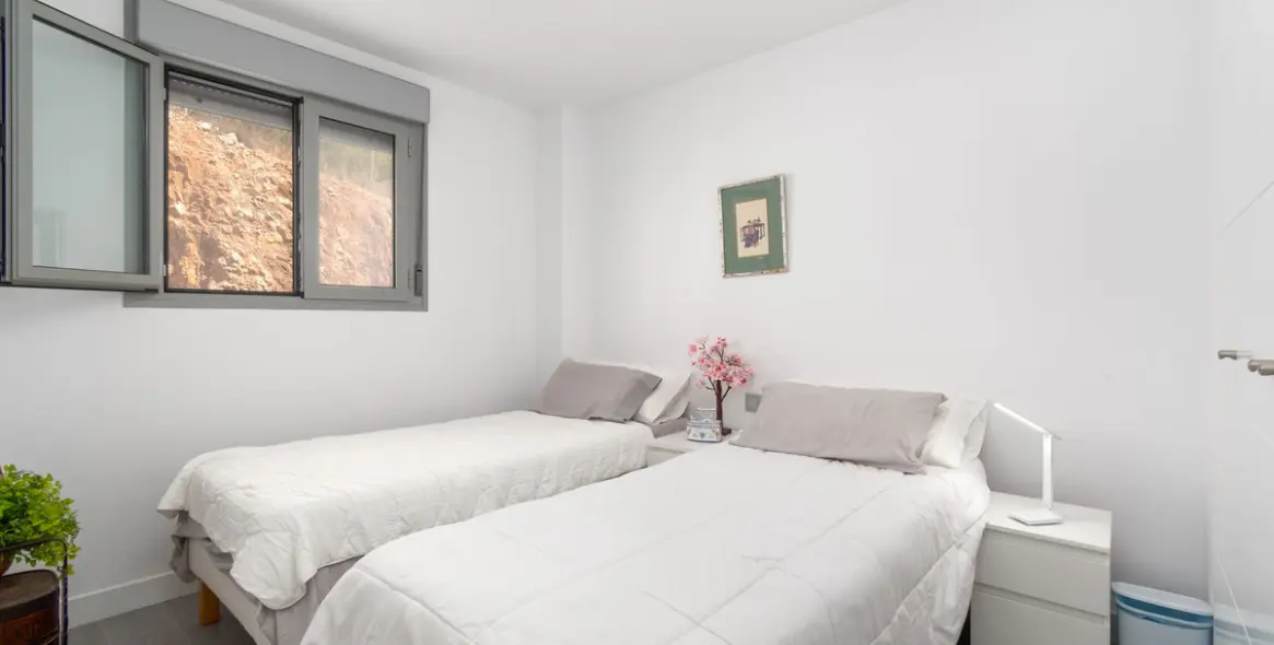 Sale of middle floor apartment in Benalmadena Pueblo 16