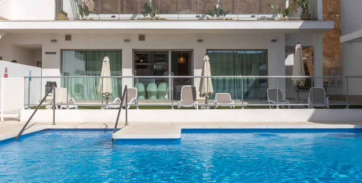 Sale of middle floor apartment in Benalmadena Pueblo 21