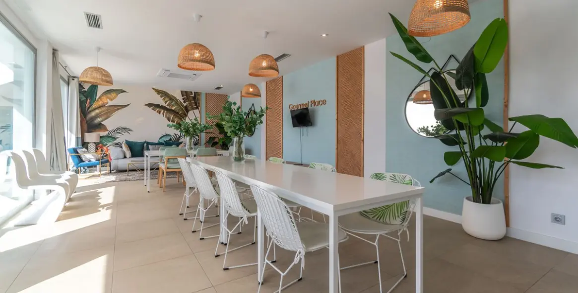 Sale of middle floor apartment in Benalmadena Pueblo 26