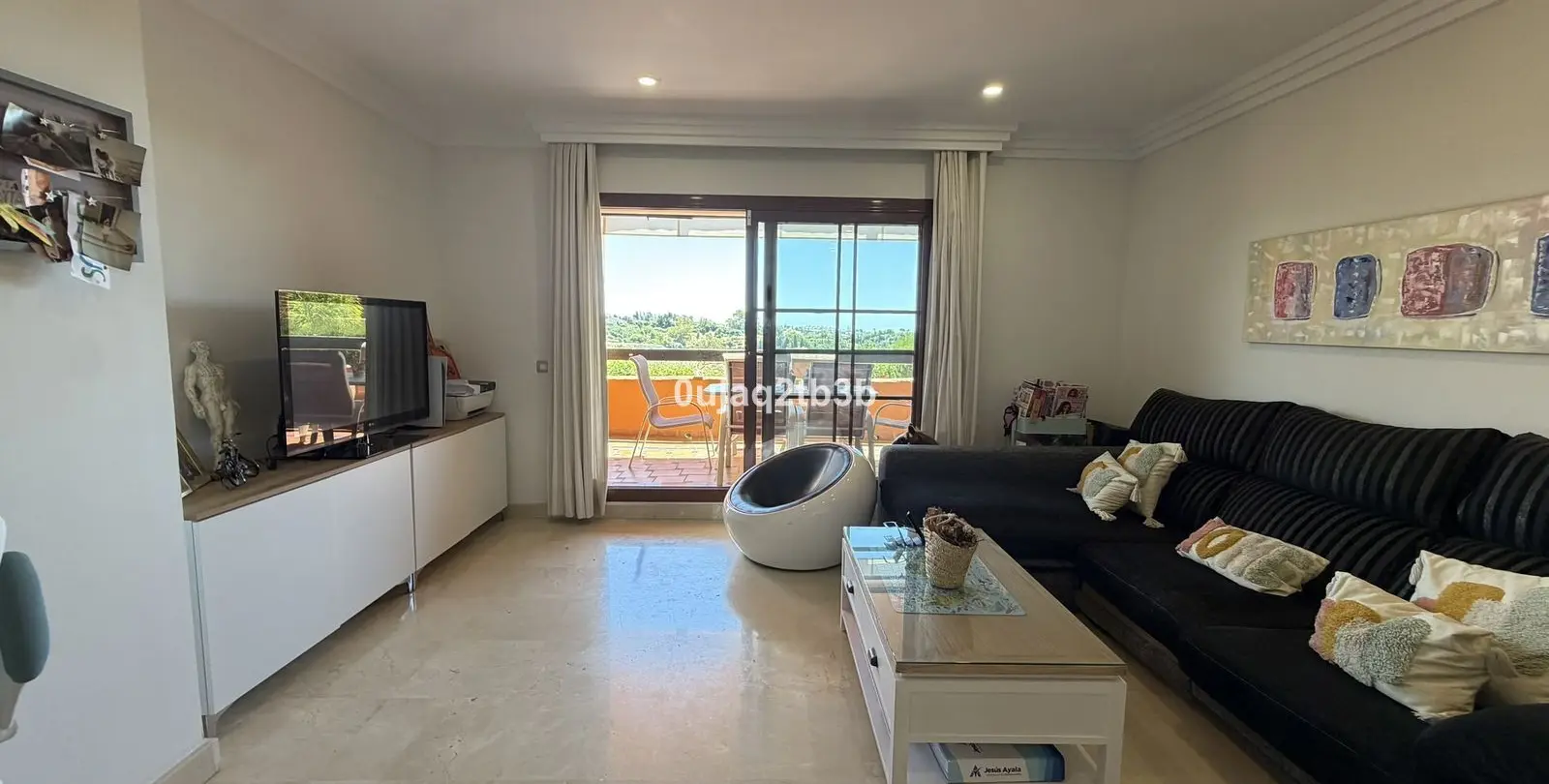Venta de apartamento en planta baja en Benahavís 3