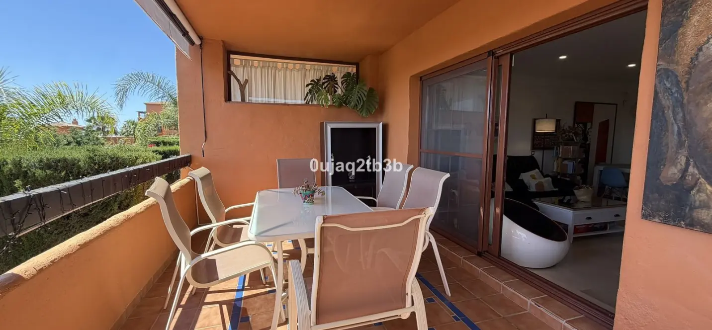 Sale of ground floor apartment in Benahavís 3