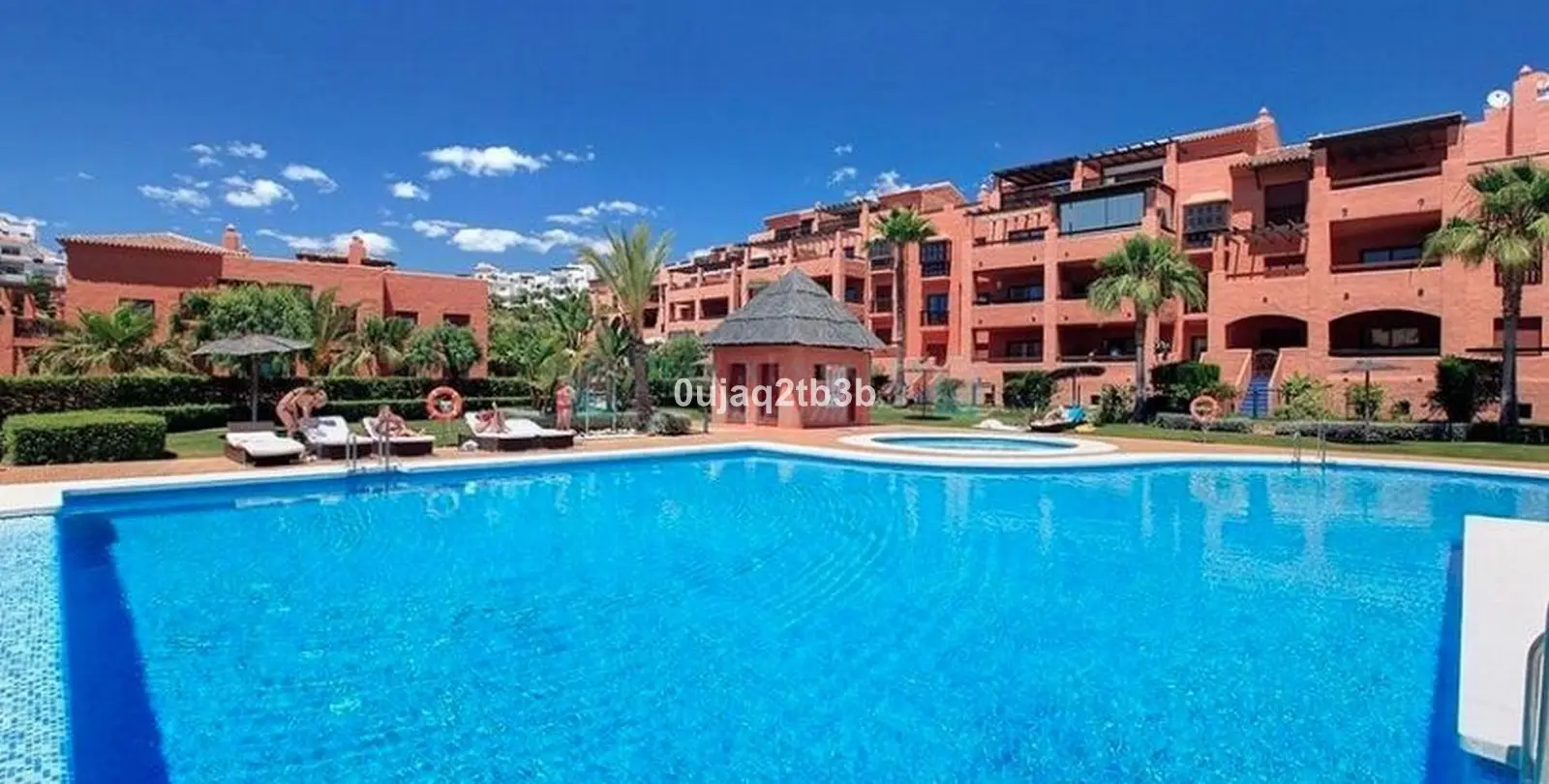 Venta de apartamento en planta baja en Benahavís 5