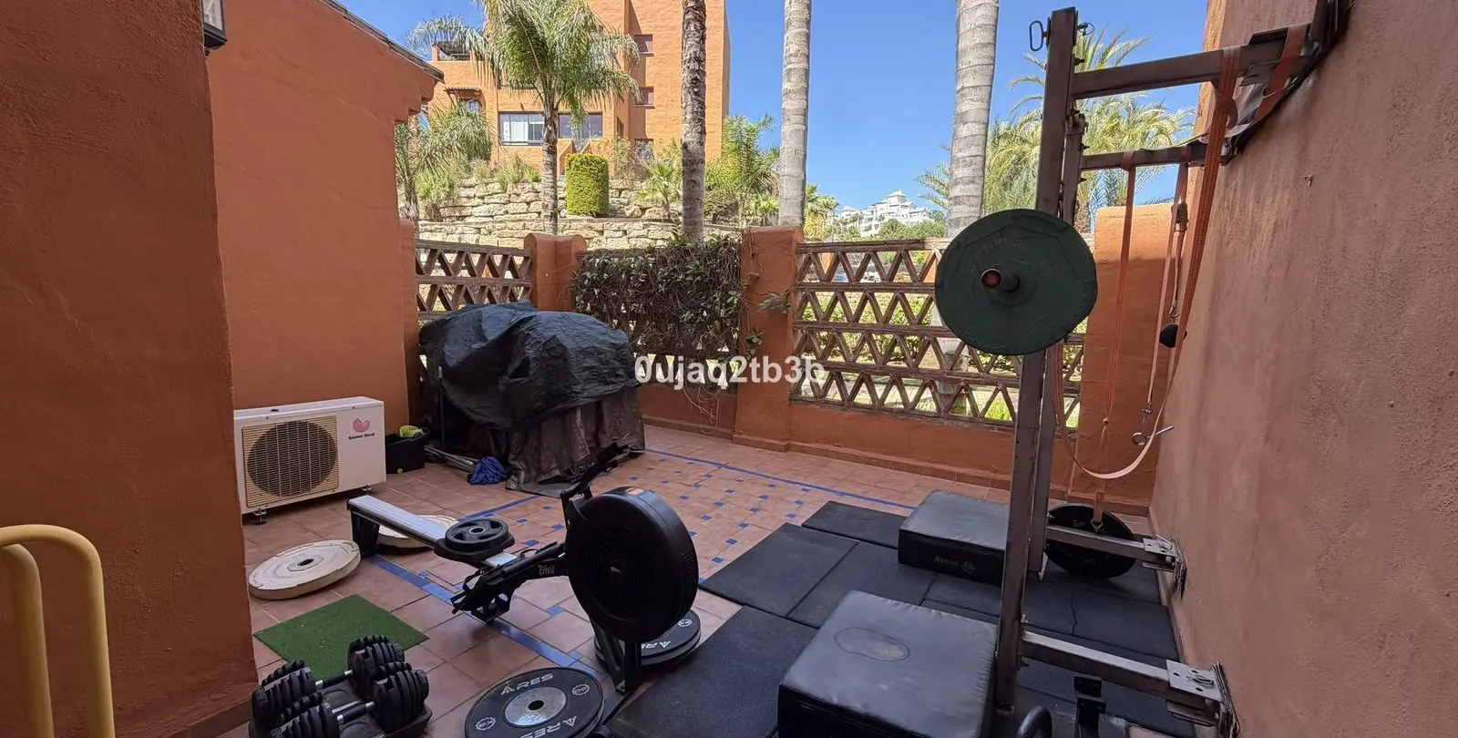 Venta de apartamento en planta baja en Benahavís 18