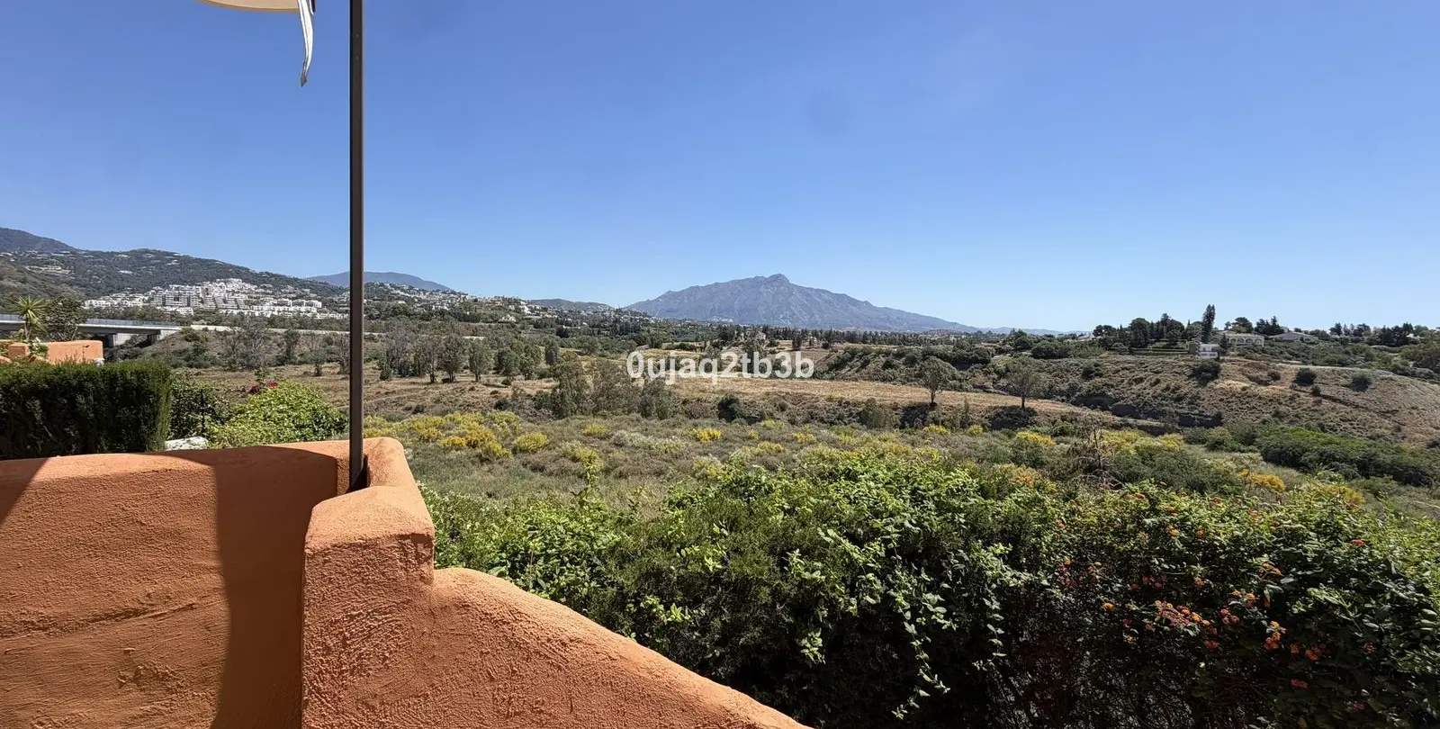 Venta de apartamento en planta baja en Benahavís 20